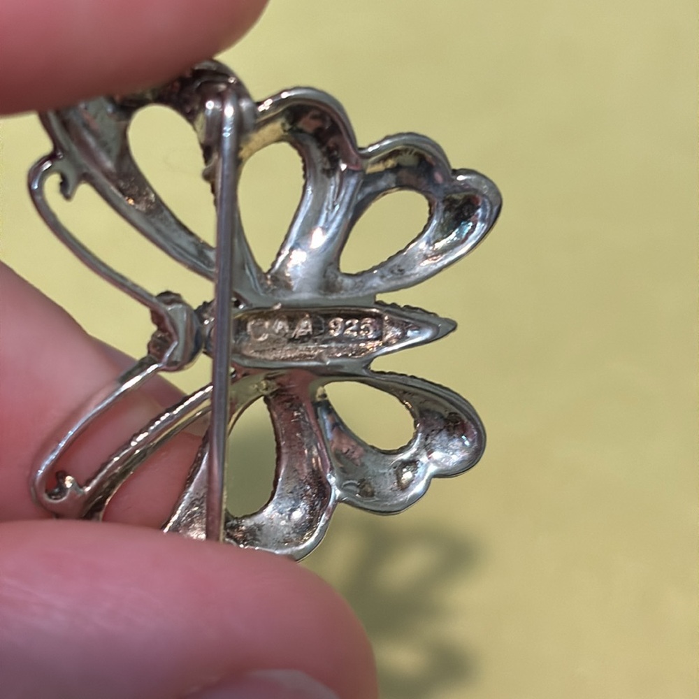 Butterfly sterling silver and marcasite brooch - Picture 2 of 2